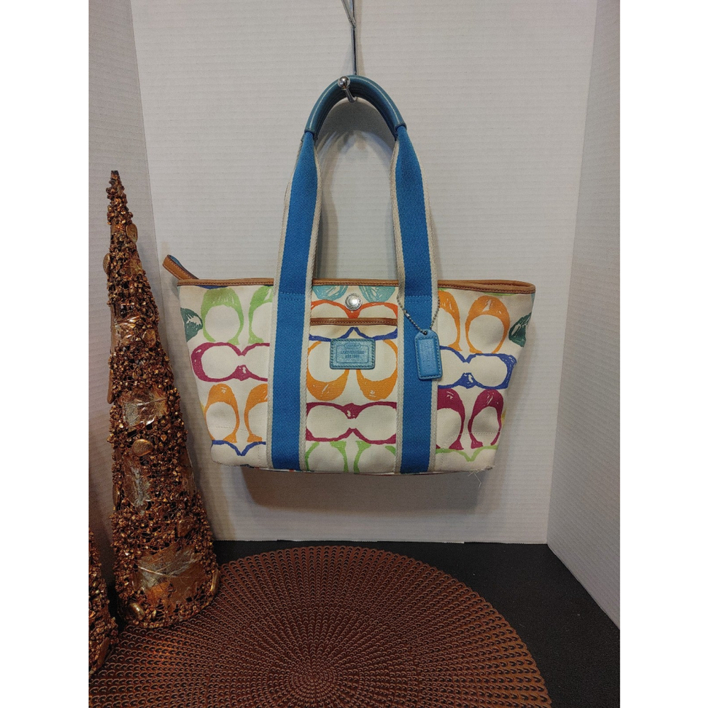 Coach Scribble Hampton Tote LO4M-5660